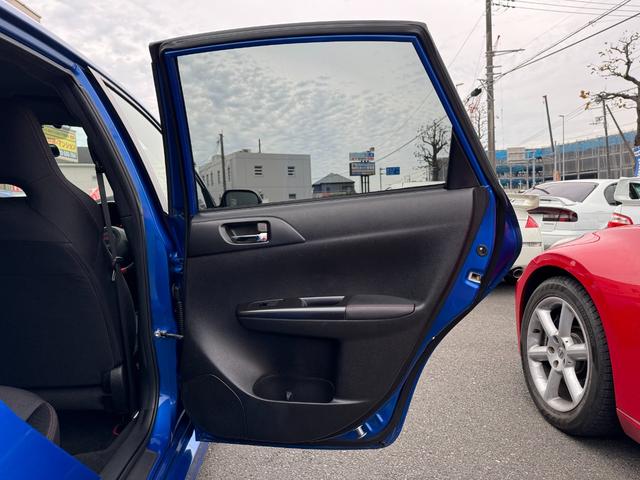 インプレッサ ＷＲＸ　ＳＴｉ　スペックＣ　ＴＥＩＮ車高調　フジツボマフラー　純正ＳＴＩ１８インチＡＷ　純正ＳＴＩフロントバンパー　純正リアウイング　タイミングベルト交換歴有（48枚目）