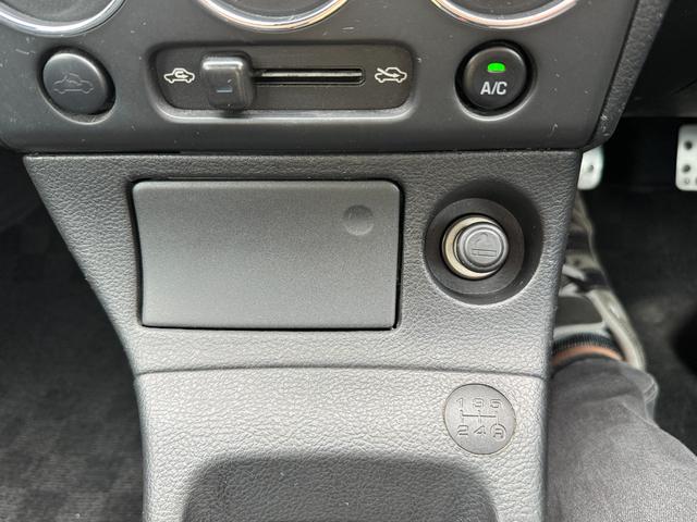 コペン アクティブトップ　直列４気筒ＤＯＨＣ１６バルブ　ＤＣＥＮＩＴ１５インチＡＷ　純正モモステ　純正マフラー　Ｃａｒｒｏｚｚｅｒｉａオーディオ　シートヒーター（31枚目）