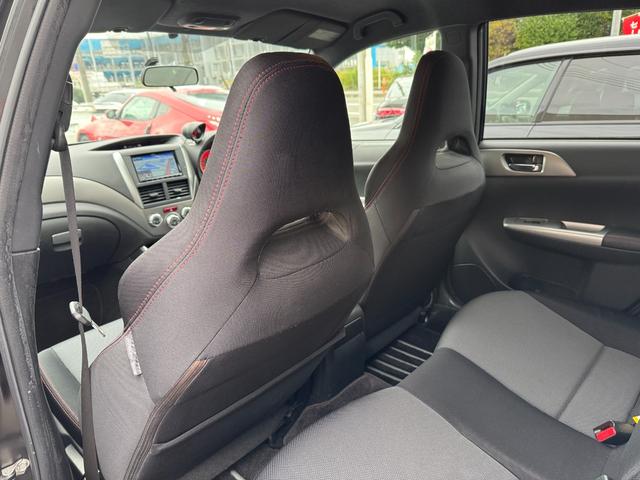 インプレッサ ＷＲＸ　ＳＴｉ　スペックＣ　純正ＳＴＩ１８インチＡＷ　ＮＡＲＤＩステアリング　柿本マフラー　Ｄｅｆｉ追加メーター　ワークスベルクイックリリース　ケンウッドナビ　ＥＴＣ（37枚目）