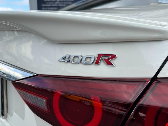 スカイライン ４００Ｒ　３リッター　Ｖ６ツインターボエンジン　ＡＤＶＡＮ　Ｒａｃｉｎｇ　ＧＴ　１９インチＡＷ　ＨＫＳスポーツマフラー　ＢＯＳＥサウンドシステム　純正サスペンション　ＥＴＣ　ドラレコ（10枚目）