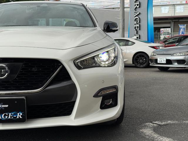 スカイライン ４００Ｒ　３リッター　Ｖ６ツインターボエンジン　ＡＤＶＡＮ　Ｒａｃｉｎｇ　ＧＴ　１９インチＡＷ　ＨＫＳスポーツマフラー　ＢＯＳＥサウンドシステム　純正サスペンション　ＥＴＣ　ドラレコ（17枚目）