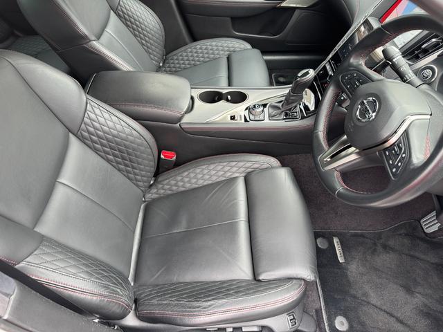 スカイライン ４００Ｒ　３リッター　Ｖ６ツインターボエンジン　ＡＤＶＡＮ　Ｒａｃｉｎｇ　ＧＴ　１９インチＡＷ　ＨＫＳスポーツマフラー　ＢＯＳＥサウンドシステム　純正サスペンション　ＥＴＣ　ドラレコ（21枚目）