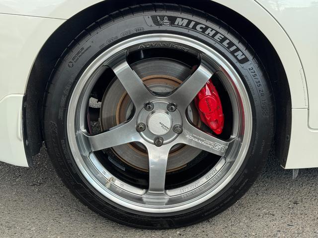 スカイライン ４００Ｒ　３リッター　Ｖ６ツインターボエンジン　ＡＤＶＡＮ　Ｒａｃｉｎｇ　ＧＴ　１９インチＡＷ　ＨＫＳスポーツマフラー　ＢＯＳＥサウンドシステム　純正サスペンション　ＥＴＣ　ドラレコ（36枚目）