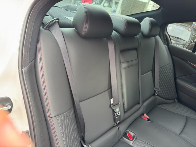 スカイライン ４００Ｒ　３リッター　Ｖ６ツインターボエンジン　ＡＤＶＡＮ　Ｒａｃｉｎｇ　ＧＴ　１９インチＡＷ　ＨＫＳスポーツマフラー　ＢＯＳＥサウンドシステム　純正サスペンション　ＥＴＣ　ドラレコ（40枚目）