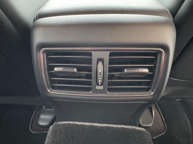 スカイライン ４００Ｒ　３リッター　Ｖ６ツインターボエンジン　ＡＤＶＡＮ　Ｒａｃｉｎｇ　ＧＴ　１９インチＡＷ　ＨＫＳスポーツマフラー　ＢＯＳＥサウンドシステム　純正サスペンション　ＥＴＣ　ドラレコ（45枚目）