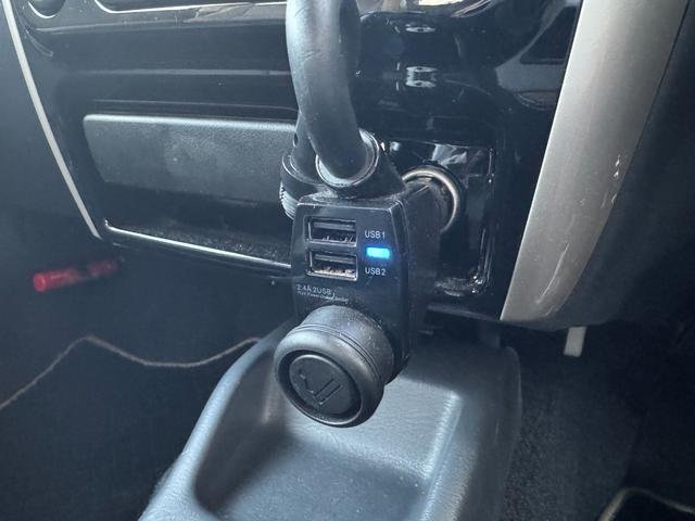 ジムニー ランドベンチャー　直列３気筒ＤＯＨＣインタークーラーターボエンジン　１６インチアルミホイール　純正マフラー　革シート　シートヒーター　ＥＴＣ　ドラレコ（32枚目）