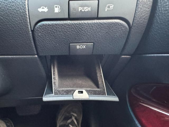 ＧＳ ＧＳ３５０　ＥＩＭＧＡＩＮ製　Ｆリップ　マフラー　車高調　Ｃａｒｌｓｓｏｎ製　２０インチＡＷ　社外ヘッド・テールライト　Ｖ型６気筒ＤＯＨＣ　２ＧＲ－ＦＳＥ型エンジン（31枚目）