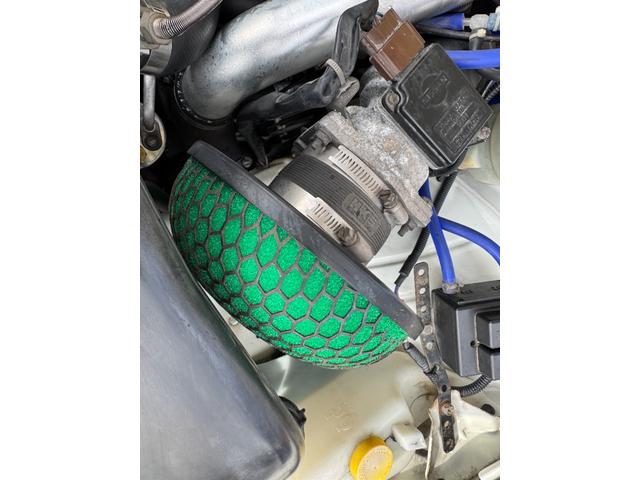 シルビア スペックＲ　柿本改マフラー　ＡＤＶＡＮ１７インチＡＷ　社外車高調　Ａｕｔｏ　Ｇａｕｇｅ　追加メーター　ＢＬＩＴＺ　追加メーター・ブーストコントローラー　ｍｏｍｏ製ステアリング　ＢＲＩＤＥシート　ＨＫＳエアクリ（5枚目）