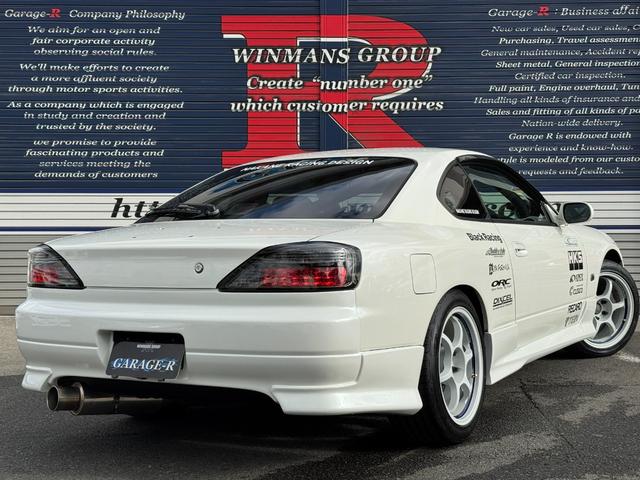 シルビア スペックＲ　柿本改マフラー　ＡＤＶＡＮ１７インチＡＷ　社外車高調　Ａｕｔｏ　Ｇａｕｇｅ　追加メーター　ＢＬＩＴＺ　追加メーター・ブーストコントローラー　ｍｏｍｏ製ステアリング　ＢＲＩＤＥシート　ＨＫＳエアクリ（7枚目）