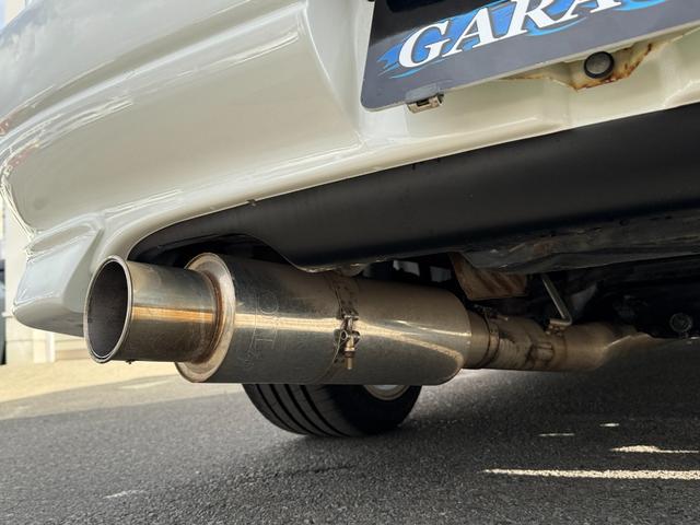 シルビア スペックＲ　柿本改マフラー　ＡＤＶＡＮ１７インチＡＷ　社外車高調　Ａｕｔｏ　Ｇａｕｇｅ　追加メーター　ＢＬＩＴＺ　追加メーター・ブーストコントローラー　ｍｏｍｏ製ステアリング　ＢＲＩＤＥシート　ＨＫＳエアクリ（14枚目）