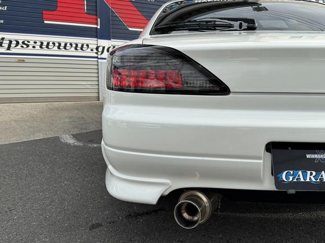 シルビア スペックＲ　柿本改マフラー　ＡＤＶＡＮ１７インチＡＷ　社外車高調　Ａｕｔｏ　Ｇａｕｇｅ　追加メーター　ＢＬＩＴＺ　追加メーター・ブーストコントローラー　ｍｏｍｏ製ステアリング　ＢＲＩＤＥシート　ＨＫＳエアクリ（16枚目）