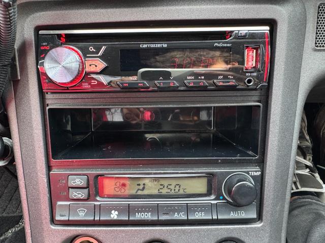 シルビア スペックＲ　柿本改マフラー　ＡＤＶＡＮ１７インチＡＷ　社外車高調　Ａｕｔｏ　Ｇａｕｇｅ　追加メーター　ＢＬＩＴＺ　追加メーター・ブーストコントローラー　ｍｏｍｏ製ステアリング　ＢＲＩＤＥシート　ＨＫＳエアクリ（34枚目）