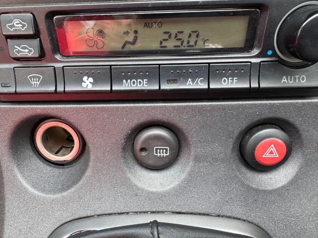 シルビア スペックＲ　柿本改マフラー　ＡＤＶＡＮ１７インチＡＷ　社外車高調　Ａｕｔｏ　Ｇａｕｇｅ　追加メーター　ＢＬＩＴＺ　追加メーター・ブーストコントローラー　ｍｏｍｏ製ステアリング　ＢＲＩＤＥシート　ＨＫＳエアクリ（35枚目）