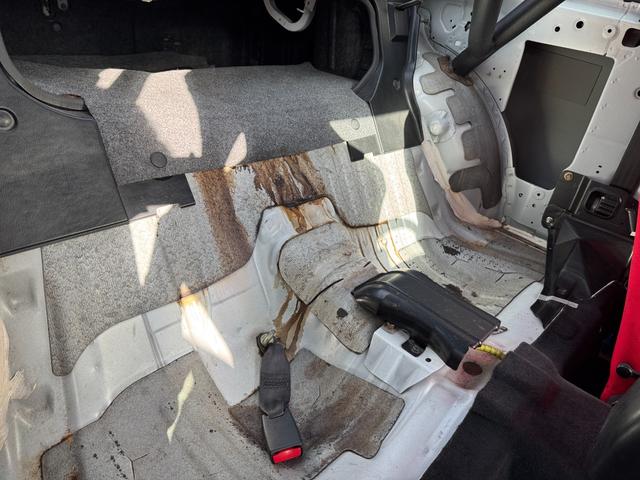 シルビア スペックＲ　柿本改マフラー　ＡＤＶＡＮ１７インチＡＷ　社外車高調　Ａｕｔｏ　Ｇａｕｇｅ　追加メーター　ＢＬＩＴＺ　追加メーター・ブーストコントローラー　ｍｏｍｏ製ステアリング　ＢＲＩＤＥシート　ＨＫＳエアクリ（42枚目）