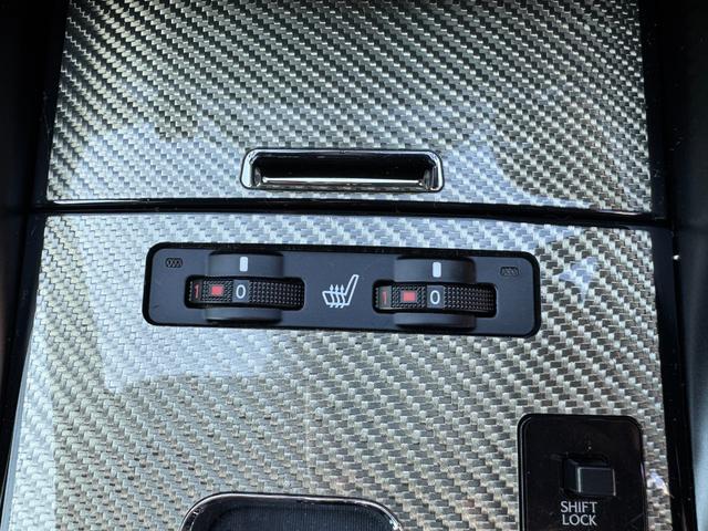 厚木店はＮＩＳＳＡＮ車をメインにスカイライン・フェアレディーＺ・シルビア・１８０ＳＸなど日本のスポーツカー史の王道を切り開いてきた車種を取り揃えております！