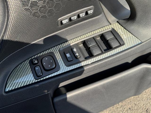 厚木店はＮＩＳＳＡＮ車をメインにスカイライン・フェアレディーＺ・シルビア・１８０ＳＸなど日本のスポーツカー史の王道を切り開いてきた車種を取り揃えております！