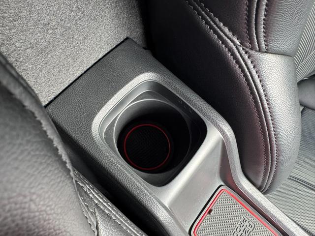 納車後も安心してお乗りいただけるよう１台１台自社でチェック・点検をし、必要な個所は整備・修理を施しています。