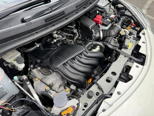 ノート ニスモ　Ｓ　純正マフラー　純正シート　ＮＩＳＭＯメーター　純正１７インチＡＷ　日産純正ナビ　フルセグ　Ｂｌｕｅｔｏｏｔｈ機能　ドライブレコーダー（17枚目）