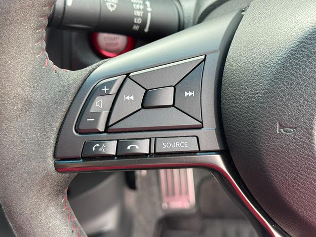 ノート ニスモ　Ｓ　純正マフラー　純正シート　ＮＩＳＭＯメーター　純正１７インチＡＷ　日産純正ナビ　フルセグ　Ｂｌｕｅｔｏｏｔｈ機能　ドライブレコーダー（26枚目）