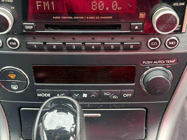 レガシィツーリングワゴン ２．０ＧＴアルカンターラセレクション　純正ビルシュタインサスペンション　純正マフラー　純正１７インチＡＷ　純正パワーシート　純正ステアリング　Ｓｔｒａｄａナビ　ＥＴＣ　ＭＴモード付（31枚目）