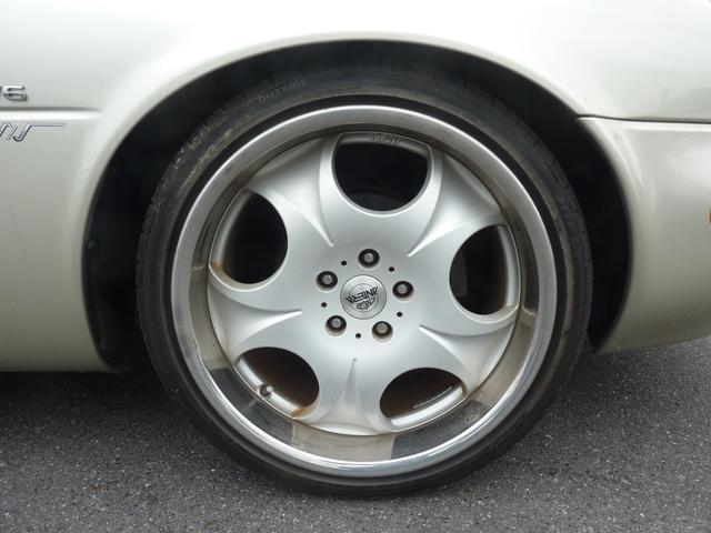 レパードＪ．フェリー タイプＬ　現状販売車　バットフェイス加工ボンネット　車高調　ベージュ革シート　実走行６４，９９６ｋｍ　１９インチアルミ　爆音マフラー　タイミングベルト交換済み　ウッドパネル＆ウッドＭＯＭＯステ（25枚目）
