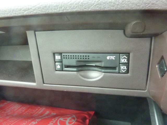 ＳＡＩ Ｓ　禁煙車　モデリスタエアロ　１９インチアルミ　コーナーセンサー　Ｂｌｕｅｔｏｏｔｈ　フルセグ　ビルトインＥＴＣ　バック＆フロントカメラ　スマートキー　点検記録簿　キセノン　フォグ　パワーシート（41枚目）