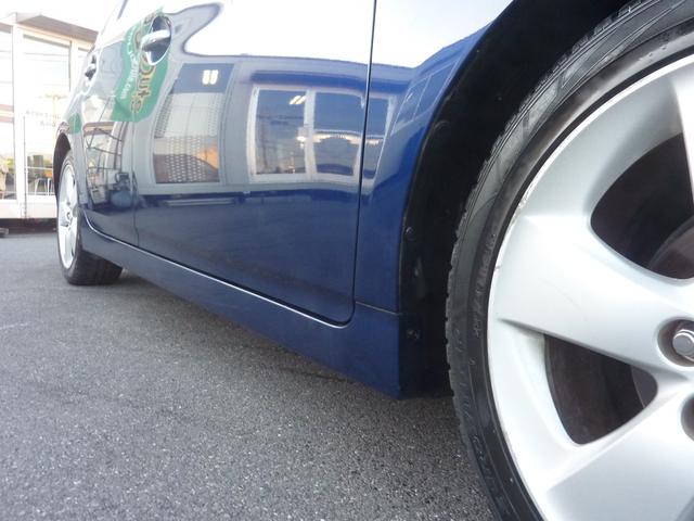 プリウス Ｓツーリングセレクション　禁煙車　純正ＳＤナビ　ＢＬＵＥＴＯＯＴＨ　バックカメラ　フルセグ　ダウンサス　ガナドールマフラー　ＬＥＤヘッドライト　純正１７インチアルミ　実走行３３，１０１ｋｍ（24枚目）