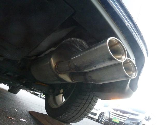 プリウス Ｓツーリングセレクション　禁煙車　純正ＳＤナビ　ＢＬＵＥＴＯＯＴＨ　バックカメラ　フルセグ　ダウンサス　ガナドールマフラー　ＬＥＤヘッドライト　純正１７インチアルミ　実走行３３，１０１ｋｍ（31枚目）