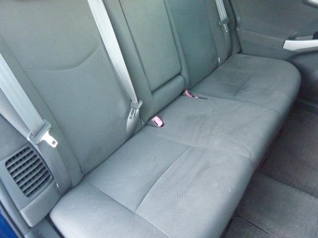 プリウス Ｓツーリングセレクション　禁煙車　純正ＳＤナビ　ＢＬＵＥＴＯＯＴＨ　バックカメラ　フルセグ　ダウンサス　ガナドールマフラー　ＬＥＤヘッドライト　純正１７インチアルミ　実走行３３，１０１ｋｍ（59枚目）