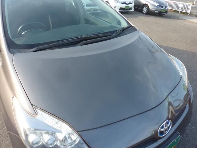 プリウス Ｓ　ＬＥＤエディション　ＨＶバッテリー測定検査済み　ドラレコ　ＢＬＵＥＴＯＯＴＨ　バックカメラ　ＥＴＣ　フルセグ　新品黒革調シートカバー＆ハンドルカバー　ＬＥＤヘッドライト　スマートキー×２　１５ＡＷ　実走行５８，２３２ｋｍ（26枚目）