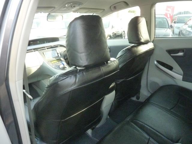 プリウス Ｓ　ＬＥＤエディション　ＨＶバッテリー測定検査済み　ドラレコ　ＢＬＵＥＴＯＯＴＨ　バックカメラ　ＥＴＣ　フルセグ　新品黒革調シートカバー＆ハンドルカバー　ＬＥＤヘッドライト　スマートキー×２　１５ＡＷ　実走行５８，２３２ｋｍ（58枚目）