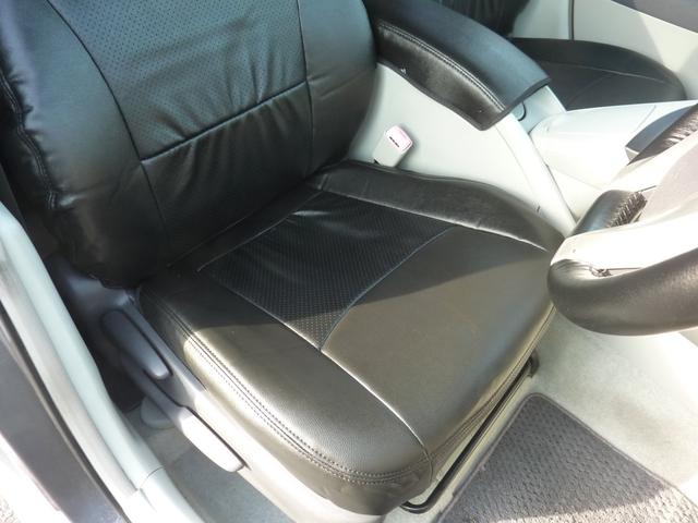 プリウス Ｓ　ＬＥＤエディション　ＨＶバッテリー測定検査済み　ドラレコ　ＢＬＵＥＴＯＯＴＨ　バックカメラ　ＥＴＣ　フルセグ　新品黒革調シートカバー＆ハンドルカバー　ＬＥＤヘッドライト　スマートキー×２　１５ＡＷ　実走行５８，２３２ｋｍ（59枚目）