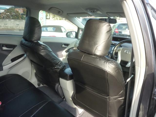 プリウス Ｓ　ＬＥＤエディション　ＨＶバッテリー測定検査済み　ドラレコ　ＢＬＵＥＴＯＯＴＨ　バックカメラ　ＥＴＣ　フルセグ　新品黒革調シートカバー＆ハンドルカバー　ＬＥＤヘッドライト　スマートキー×２　１５ＡＷ　実走行５８，２３２ｋｍ（63枚目）