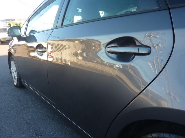 プリウス Ｓ　ＬＥＤエディション　禁煙ワンオーナー　ＨＶバッテリー測定診断済み　ＢＬＵＥＴＯＯＴＨ　フルセグ　バックカメラ　点検記録簿　純正ＳＤナビ　ビルトインＥＴＣ　フルノーマル　実走行５１，８２０ｋｍ（24枚目）