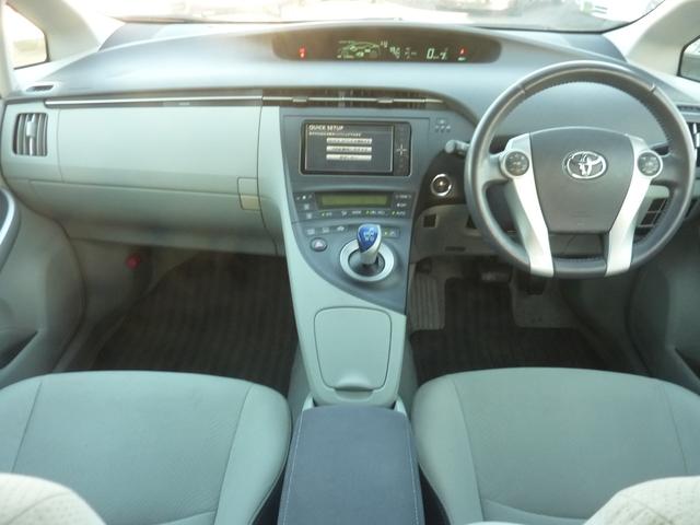 プリウス Ｓ　ＬＥＤエディション　禁煙ワンオーナー　ＨＶバッテリー測定診断済み　ＢＬＵＥＴＯＯＴＨ　フルセグ　バックカメラ　点検記録簿　純正ＳＤナビ　ビルトインＥＴＣ　フルノーマル　実走行５１，８２０ｋｍ（37枚目）