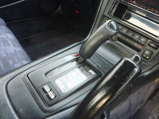 ＭＲ２ Ｇリミテッド　同色再塗装済み　エンケイ１６インチアルミ　ＭＯＭＯステ　３Ｓエンジン　ノーマル車両　ＢＬＵＥＴＯＯＴＨオーディオ　ＥＴＣ　ドラレコ　当店下取車（8枚目）