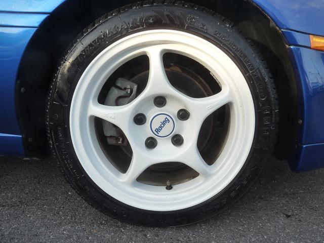 ＭＲ２ Ｇリミテッド　同色再塗装済み　エンケイ１６インチアルミ　ＭＯＭＯステ　３Ｓエンジン　ノーマル車両　ＢＬＵＥＴＯＯＴＨオーディオ　ＥＴＣ　ドラレコ　当店下取車（10枚目）