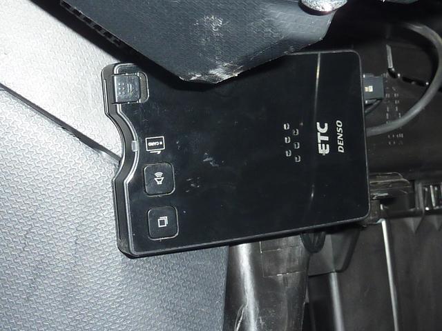 ソリオ Ｓ　禁煙ワンオーナー　アプライド２型　純正フルエアロ　両側パワースライドドア　スマートキー　バックカメラ　ワンセグ　カロッツェリアＳＤナビ　純正１５インチアルミ　ＨＩＤ　実走行１６，７６２ｋｍ（9枚目）