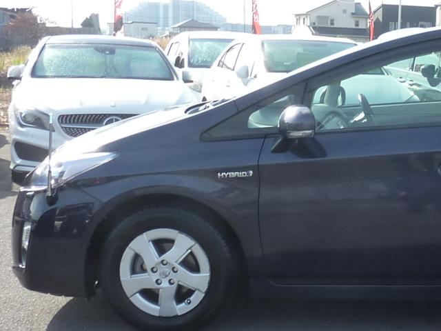 プリウス Ｓ　ＬＥＤエディション　禁煙ワンオーナー　Ｂｌｕｅｔｏｏｔｈオーディオ　バックカメラ　純正ＨＤＤナビ　ビルトインＥＴＣ　純正１５インチアルミ　ＬＥＤヘッドライト　スマートキー　フルノーマル　実走行５６，６３４ｋｍ（36枚目）