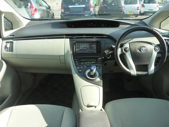 プリウス Ｓ　ＬＥＤエディション　禁煙ワンオーナー　Ｂｌｕｅｔｏｏｔｈオーディオ　バックカメラ　純正ＨＤＤナビ　ビルトインＥＴＣ　純正１５インチアルミ　ＬＥＤヘッドライト　スマートキー　フルノーマル　実走行５６，６３４ｋｍ（38枚目）