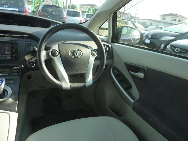 プリウス Ｓ　ＬＥＤエディション　禁煙ワンオーナー　Ｂｌｕｅｔｏｏｔｈオーディオ　バックカメラ　純正ＨＤＤナビ　ビルトインＥＴＣ　純正１５インチアルミ　ＬＥＤヘッドライト　スマートキー　フルノーマル　実走行５６，６３４ｋｍ（52枚目）