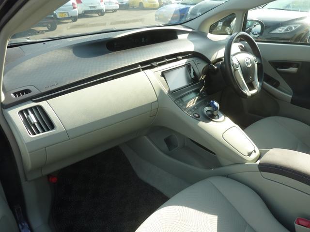 プリウス Ｓ　ＬＥＤエディション　禁煙ワンオーナー　Ｂｌｕｅｔｏｏｔｈオーディオ　バックカメラ　純正ＨＤＤナビ　ビルトインＥＴＣ　純正１５インチアルミ　ＬＥＤヘッドライト　スマートキー　フルノーマル　実走行５６，６３４ｋｍ（57枚目）