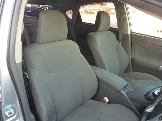 プリウス Sツーリングセレクション 禁煙ワンオーナー バックカメラ フルセグ BLUETOOTHオーディオ HVバッテリー測定検査済み 純正17インチアルミ モデリスタ スモークフィルム ETC 革巻きステア 実走行47,336KM(12枚目)