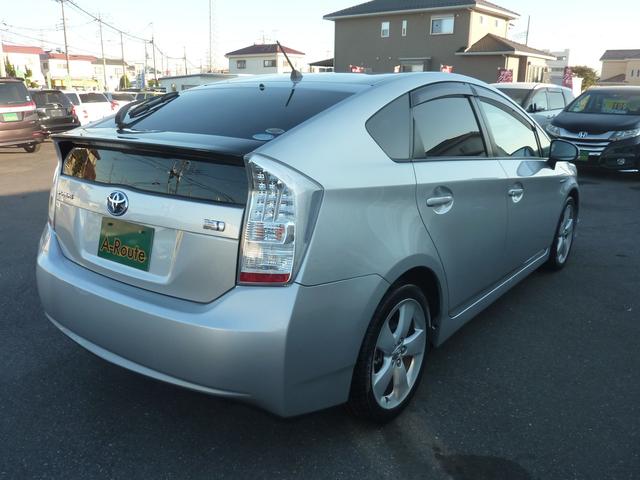 プリウス Sツーリングセレクション 禁煙ワンオーナー バックカメラ フルセグ BLUETOOTHオーディオ HVバッテリー測定検査済み 純正17インチアルミ モデリスタ スモークフィルム ETC 革巻きステア 実走行47,336KM(17枚目)