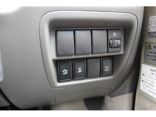 キャンピング 岡モータース ミニチュアクルーズ オリーブ シンク FFヒーター インバーター 外部充電器 105Aサブバッテリー カーテン(23枚目)