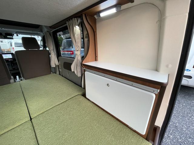 エブリイ ジョイン　キャンピング　コレーガ　展示車　テレビモニター　チューナー　カーテンセット　シングルサブ　インバーター　外部充電　走行充電（18枚目）