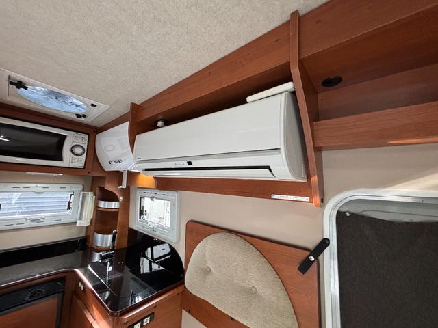 ボンゴトラック ロータスRV マンボウEXE トリプルサブ インバーター1500W ソーラー 発電機 FFヒーター エアコン マルチルーム(30枚目)