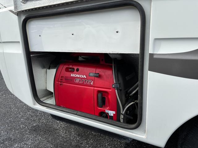 ボンゴトラック ロータスRV マンボウEXE トリプルサブ インバーター1500W ソーラー 発電機 FFヒーター エアコン マルチルーム(41枚目)