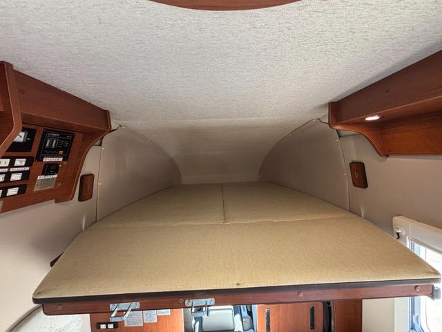 ボンゴトラック 　キャンピング　ロータスＲＶ　マンボウＥＸＥ　トリプルサブ　インバーター　ソーター　家庭用エアコン　発電機　ＦＦヒーター　ラップポン（12枚目）