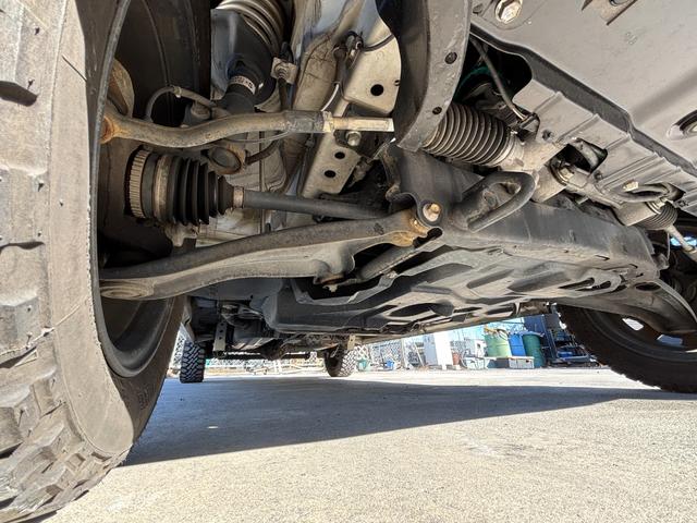 スクラム ＰＣスペシャル　キャンピング　リンエイ　マイクロバカンチェス　２人旅　ＦＦヒーター　ソーラー　ツインサブ　インバーター２０００Ｗ　冷蔵庫　ヒッチキャリア　リフトアップ（32枚目）